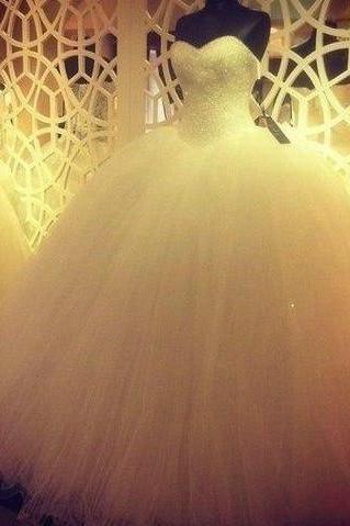 Ball Gown Bridal Dresses Sweetheart Neck with beads Floor Length Wedding Dresses Custom Made Wedding Gowns 2016